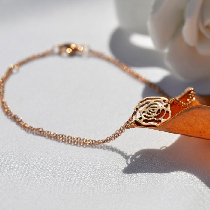 Rose gold flower bracelet