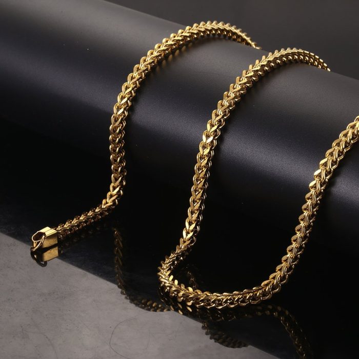 gold-square-chain-necklace-4mm_