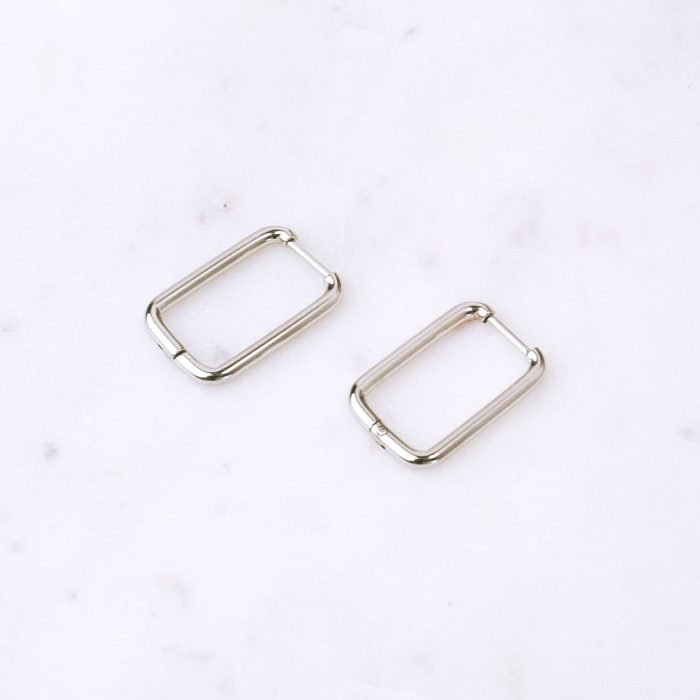 BIG SQUARED EARRINGS SILVER